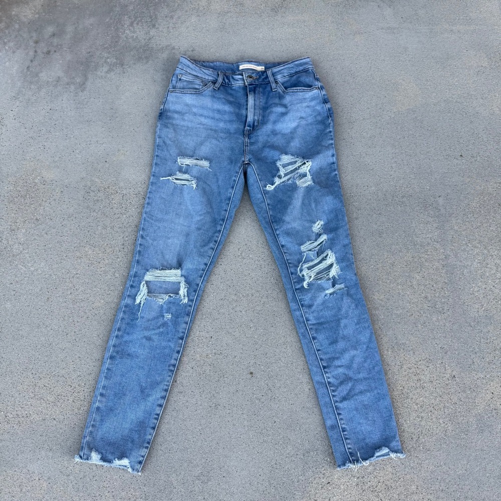 Levi's 721 High Rise Size 28 Skinny Jeans Light Wash Distressed Raw Hem‎